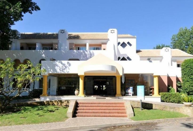 קבאנס דה טאבירה Golden Beach Apartment, Cabanas - Rua Das Giestas Lote 4 J מראה חיצוני תמונה